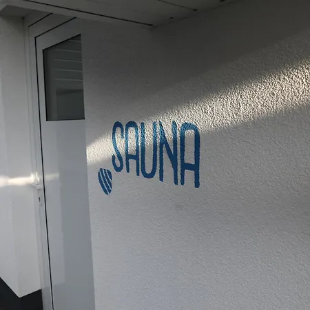 Eine Sehr Gemuetliche Dachgeschoss Apartment